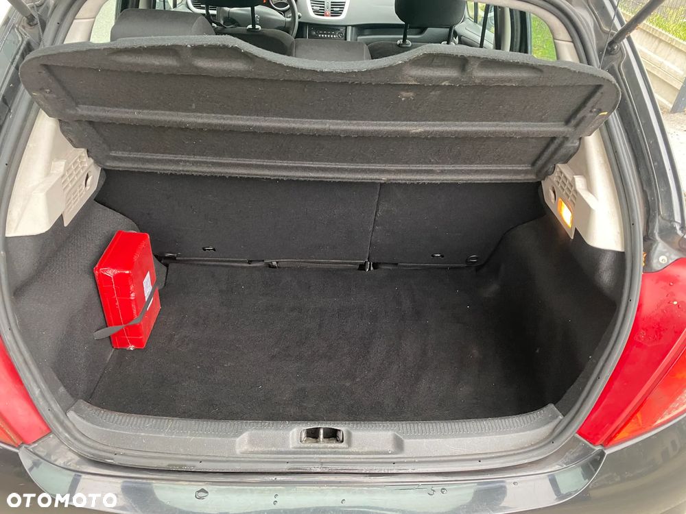 Peugeot 207 1.4 16V Sporty - 15