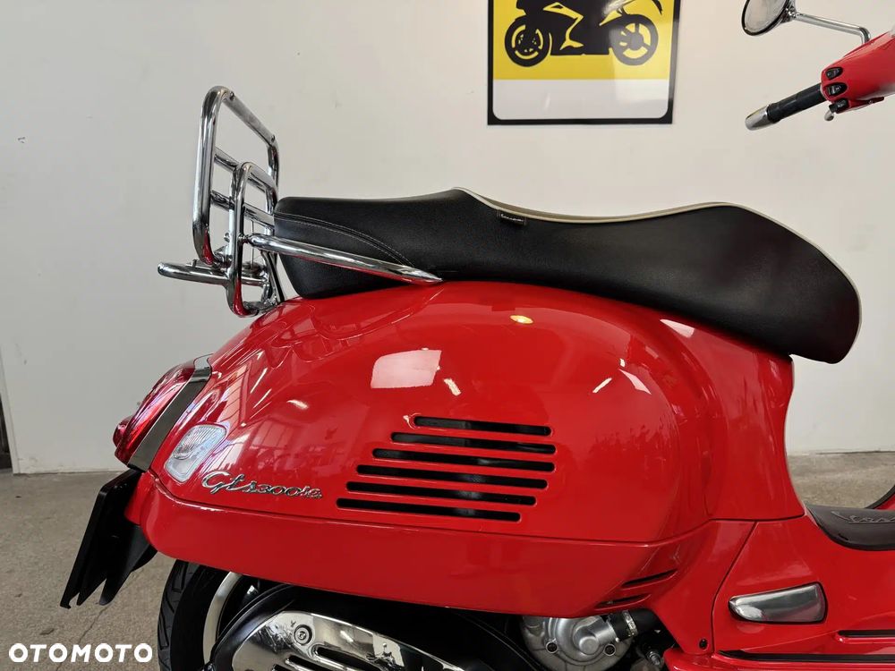 Piaggio Vespa - 16