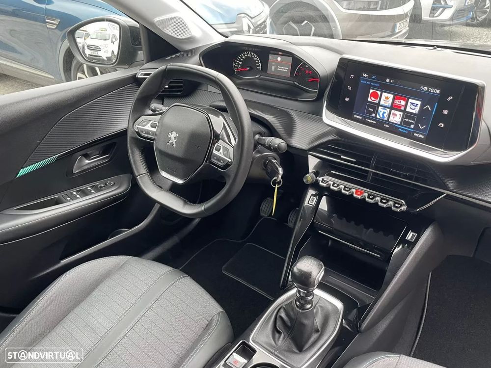 Peugeot 208 1.2 PureTech Allure - 31