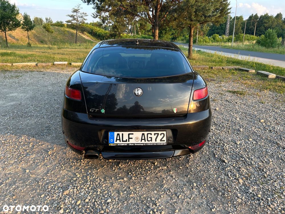 Alfa Romeo GT 1.9 JTDM DPF Quadrifoglio Verde - 6