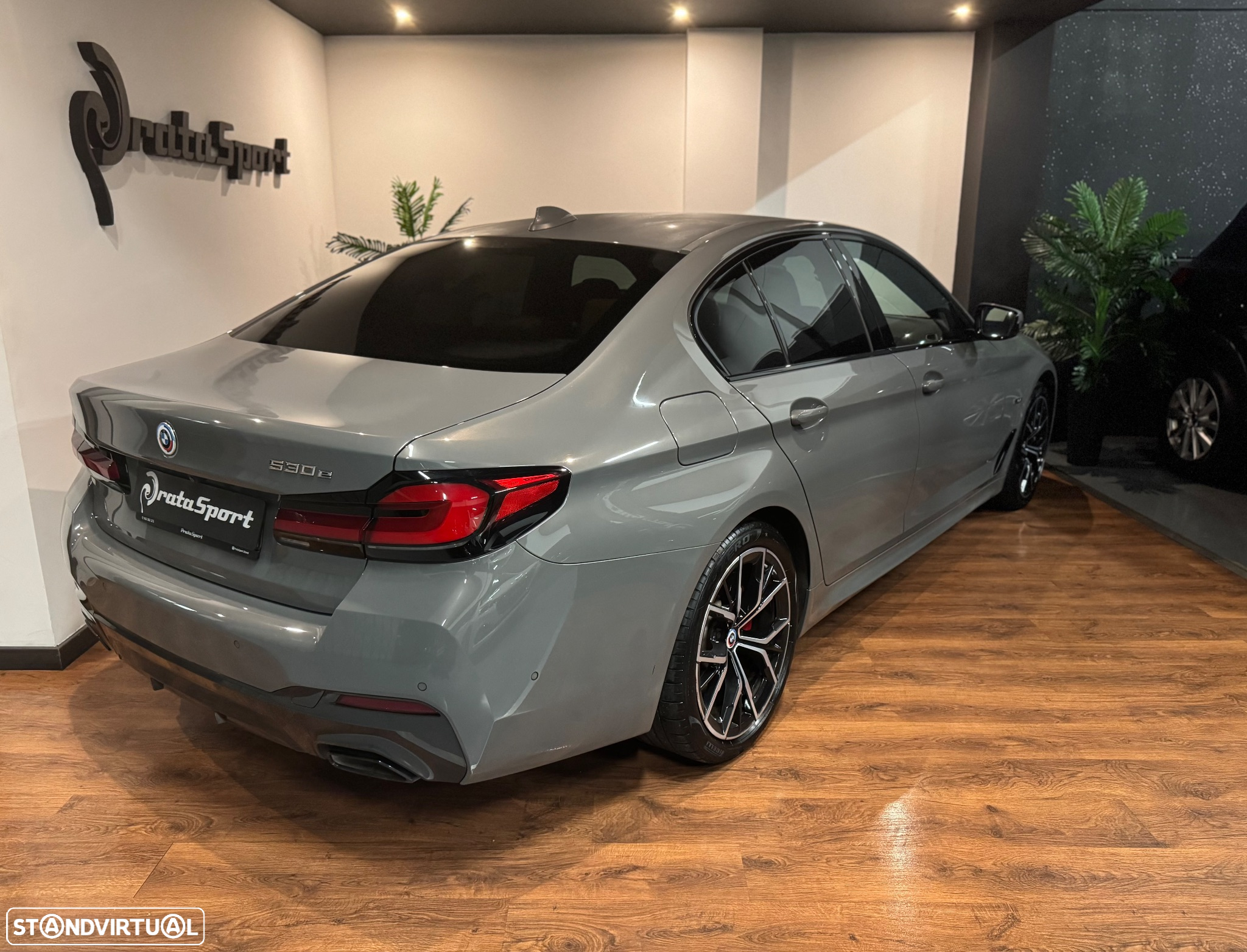 BMW 530 e Pack 50 anos M - 60