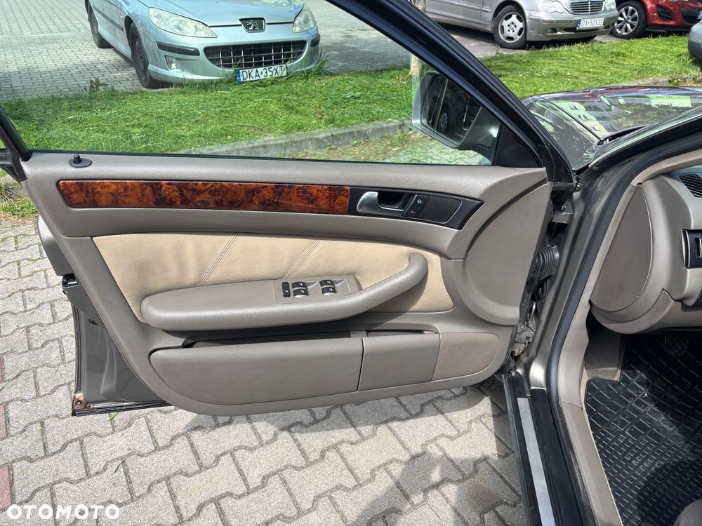Audi A6 Allroad 2.5 TDI Quattro - 3
