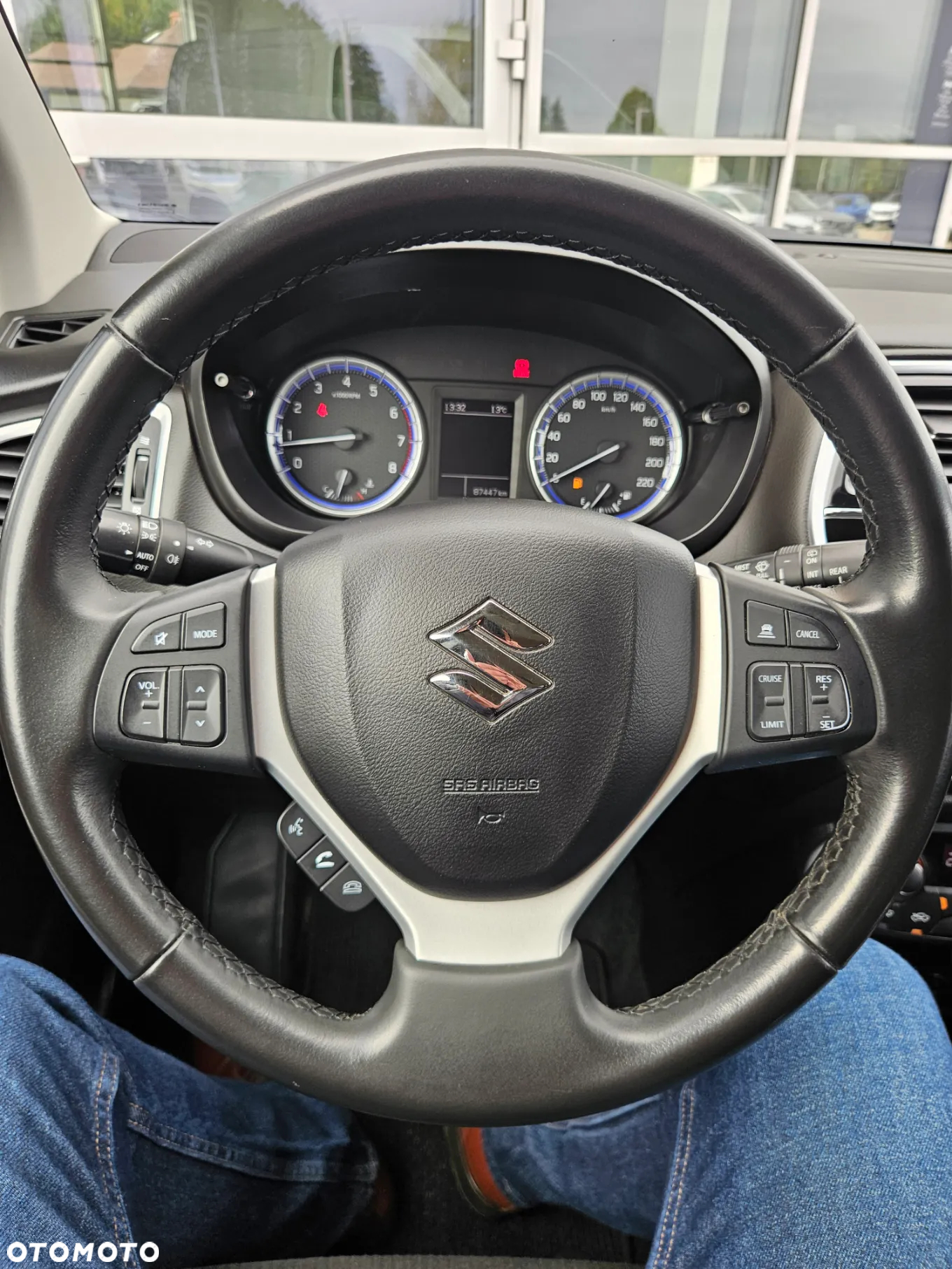 Suzuki SX4 S-Cross 1.4 T Premium - 25