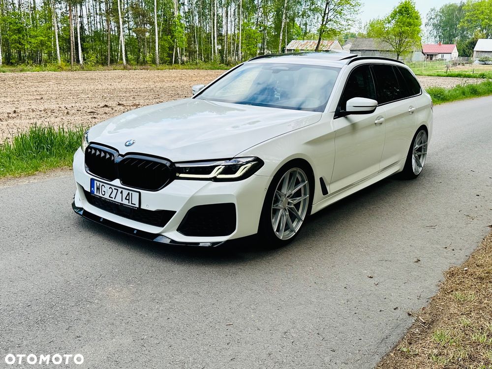 BMW Seria 5 540d xDrive mHEV M Sport sport - 1