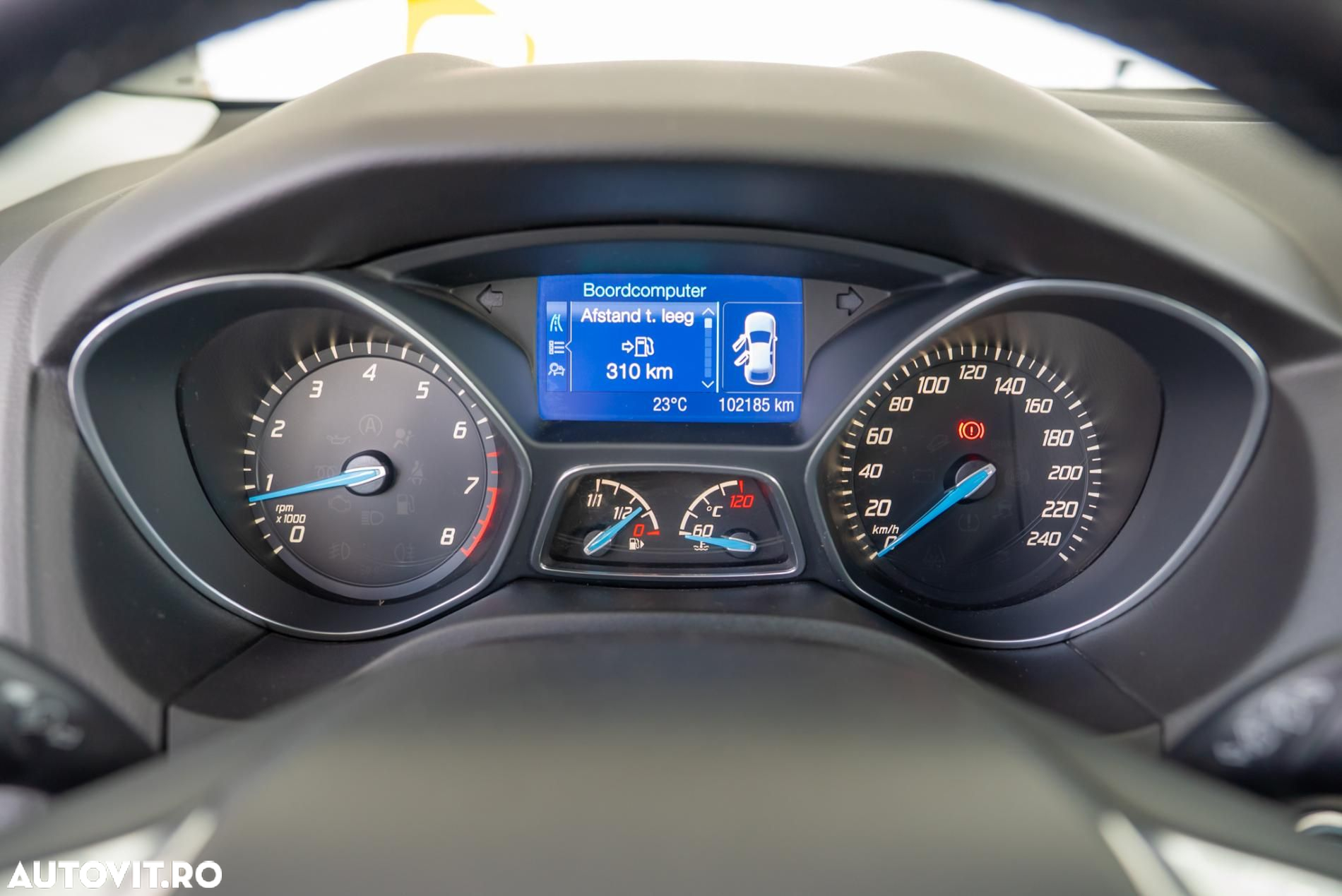 Ford Focus - 13
