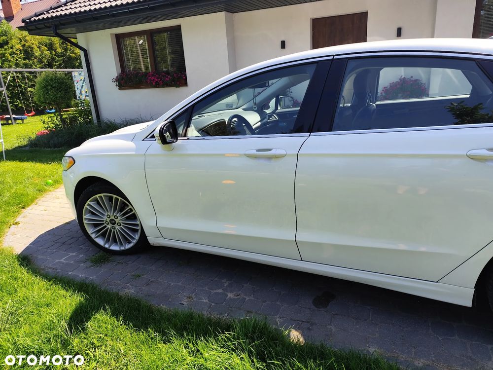 Ford Fusion - 5