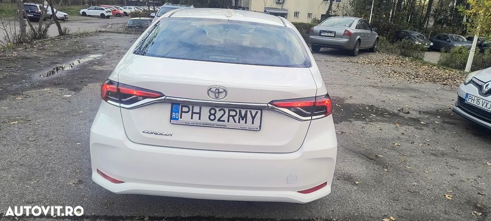 Toyota Corolla 1.6 Dynamic - 6