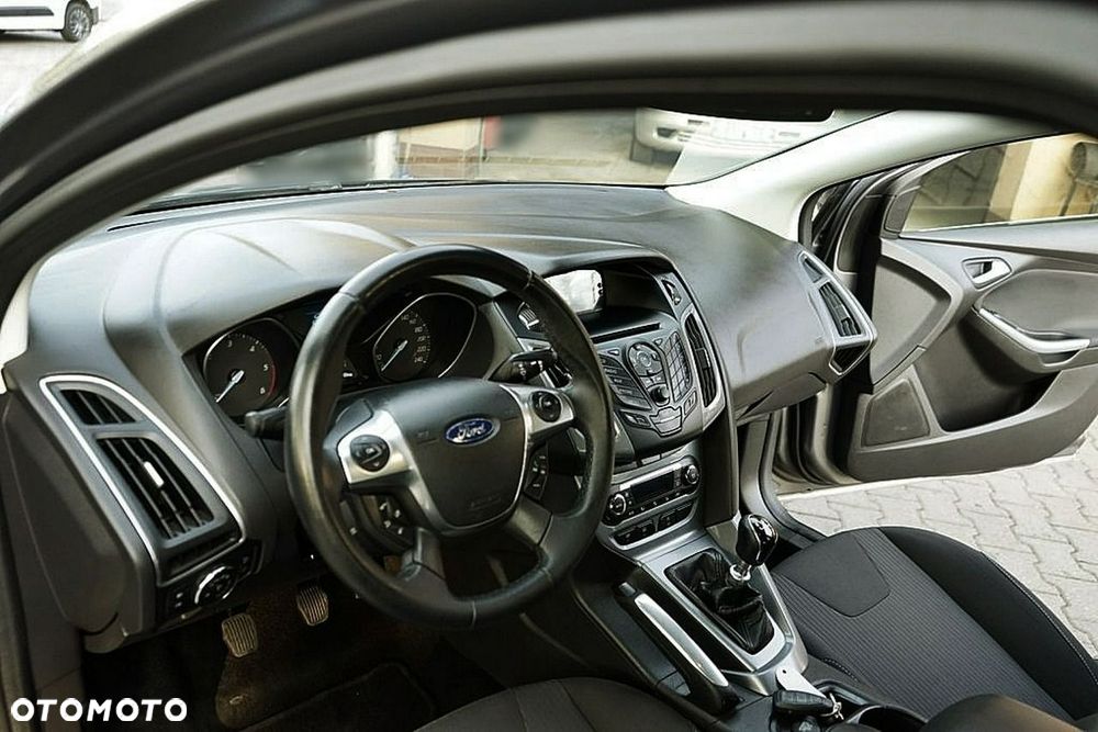 Ford Focus - 18