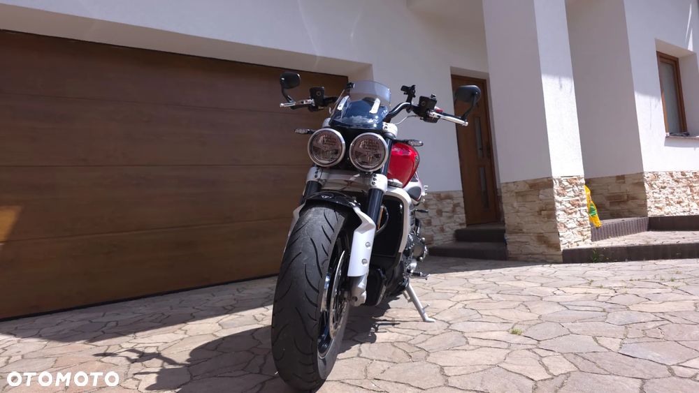 Triumph Rocket - 26