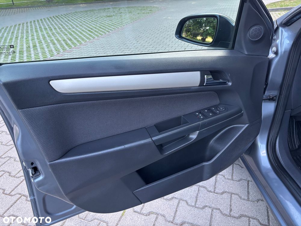 Opel Astra - 17