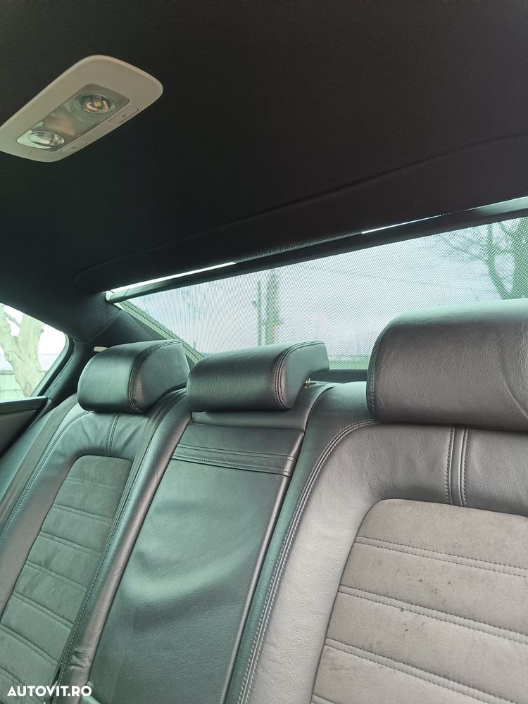 Volkswagen Passat 2.0 TDI Highline DPF 4Motion - 8