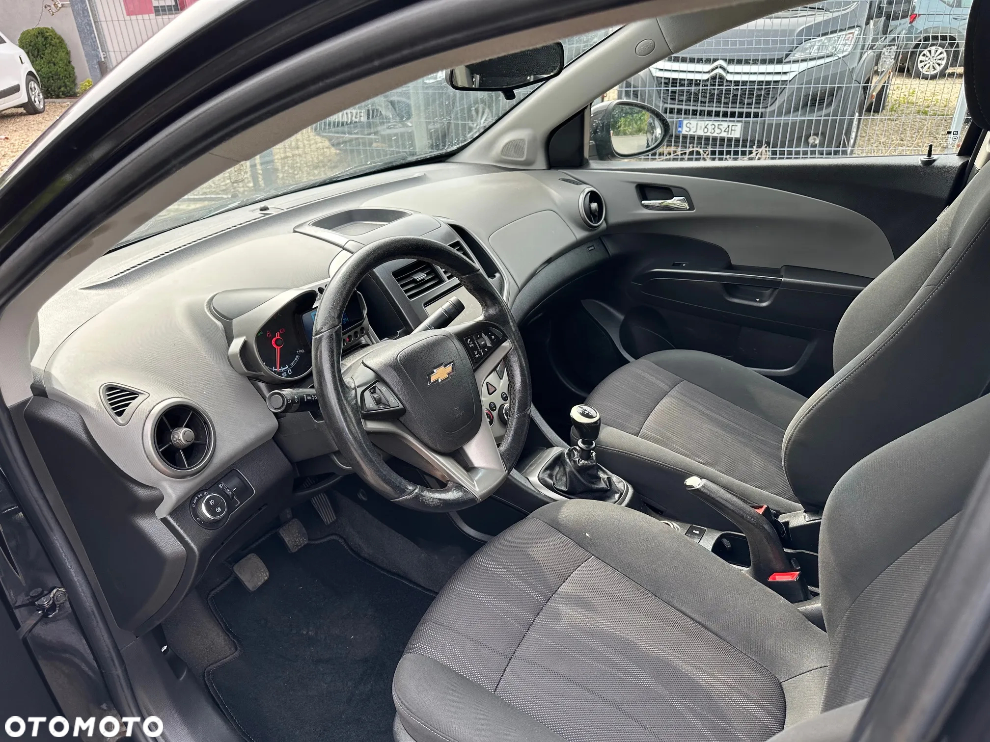Chevrolet Aveo 1.6 LTZ - 8