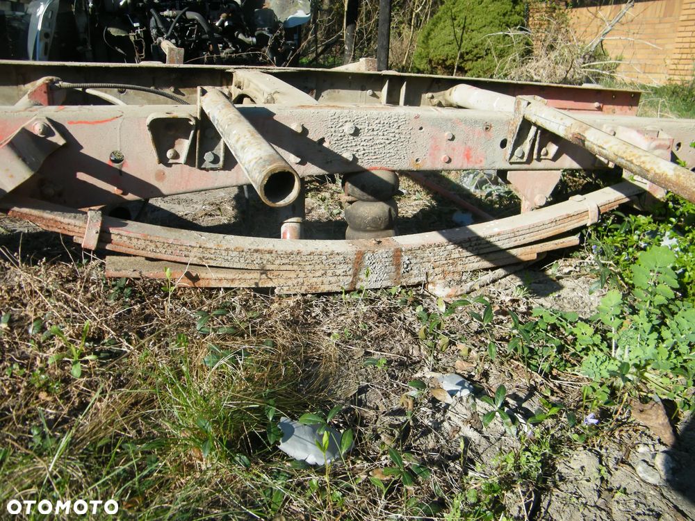 Resory Iveco Daily II 7 piórowe - 4