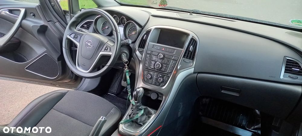 Opel Astra 1.7 CDTI DPF Cosmo - 14