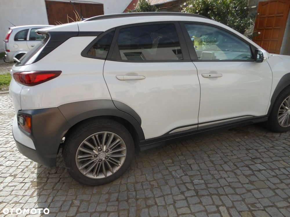 Hyundai Kona - 1