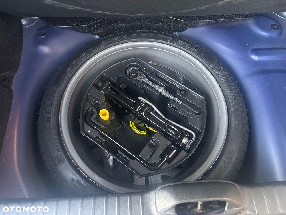 Peugeot 208 1.6 THP GTi - 29