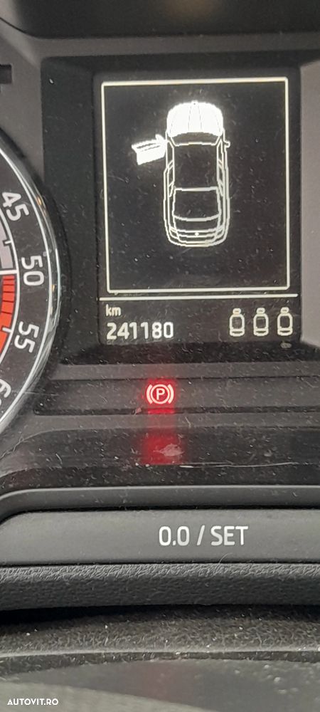 Skoda Octavia 1.6 TDI Ambition - 5