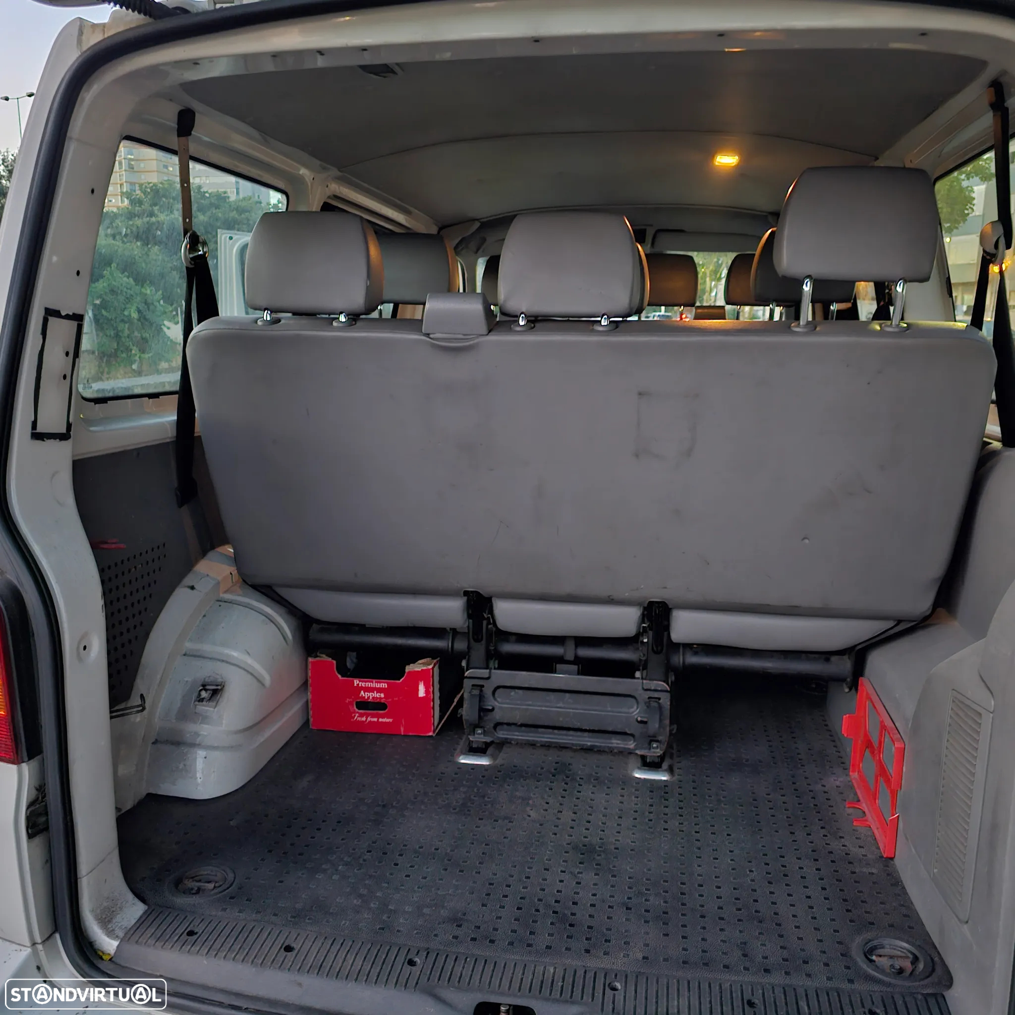 VW Transporter Transport 1.9 TDi 102 Longo Extra AC - 9