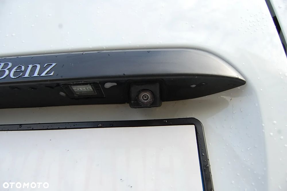 Mercedes-Benz Vito - 22