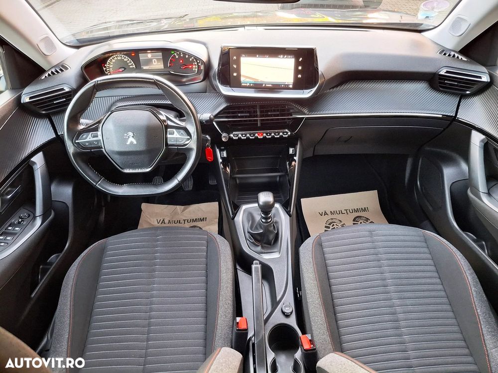 Peugeot 2008 1.2 L PureTech STT Active - 7
