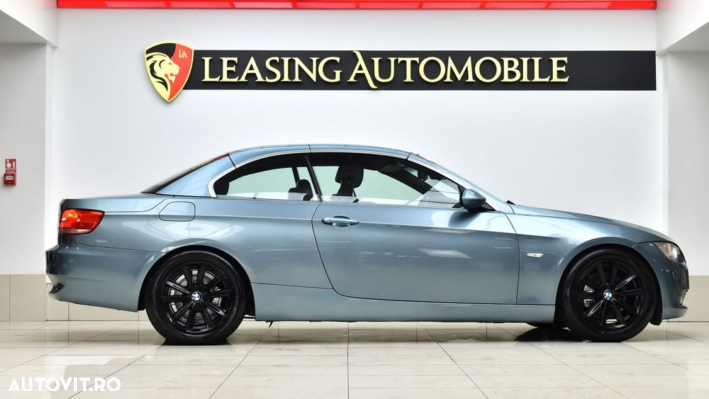 BMW Seria 3 320i Cabrio Aut. - 9
