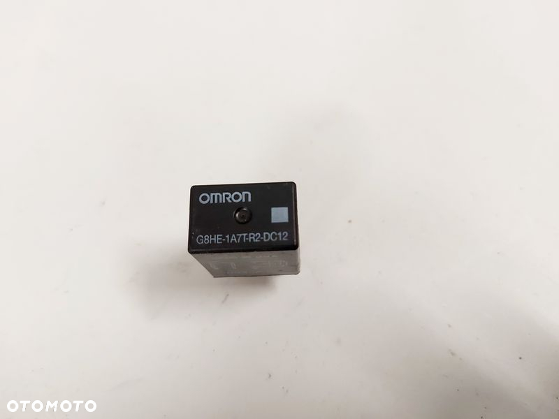PRZEKAŹNIK OMRON G8HE-1C7T-R1-DC12 68053218AA - 3