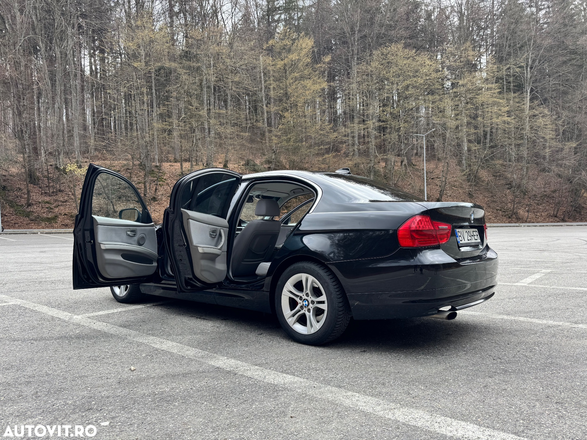 BMW Seria 3 318d - 9