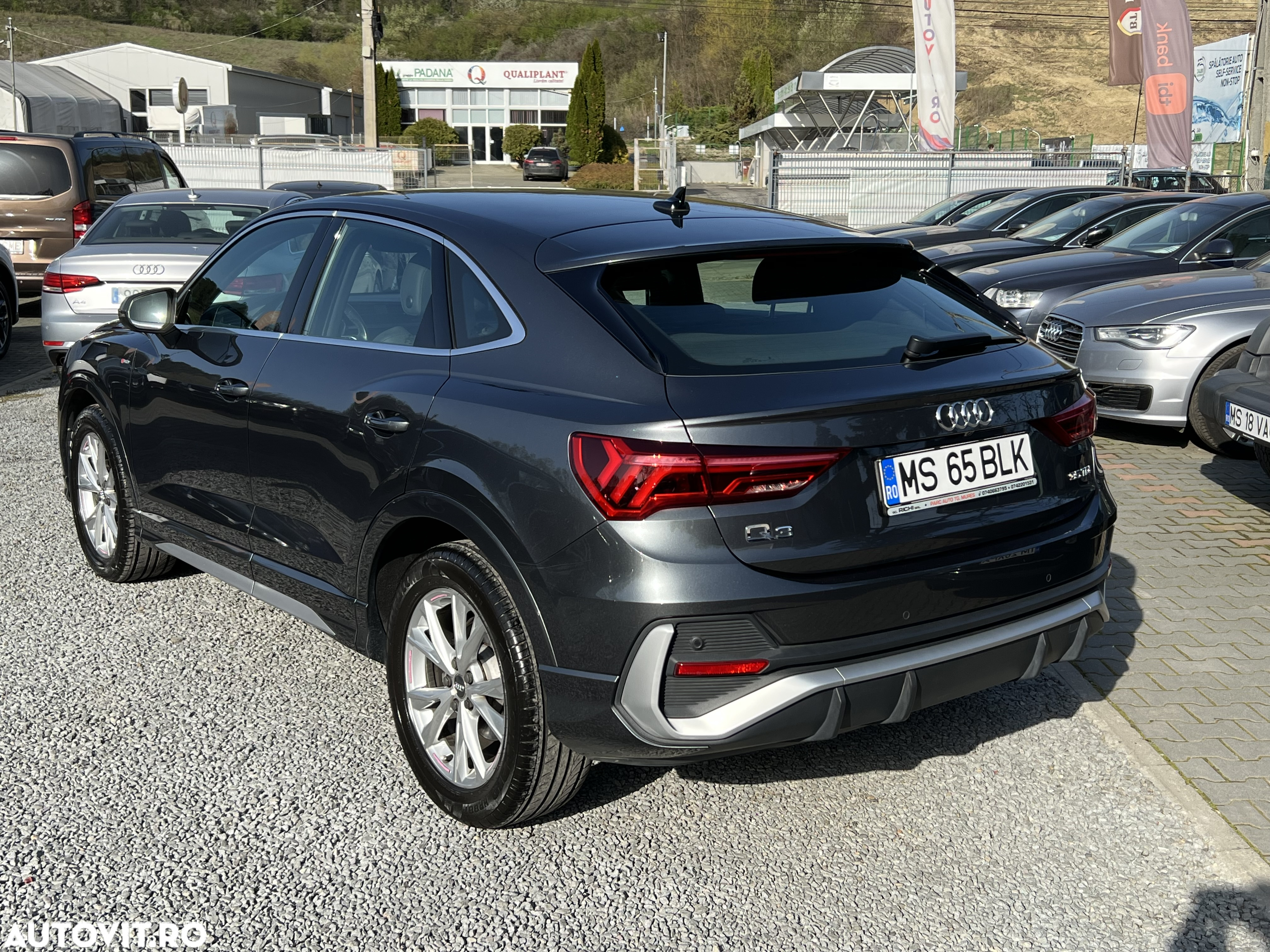 Audi Q3 2.0 35 TDI S tronic S Line - 4