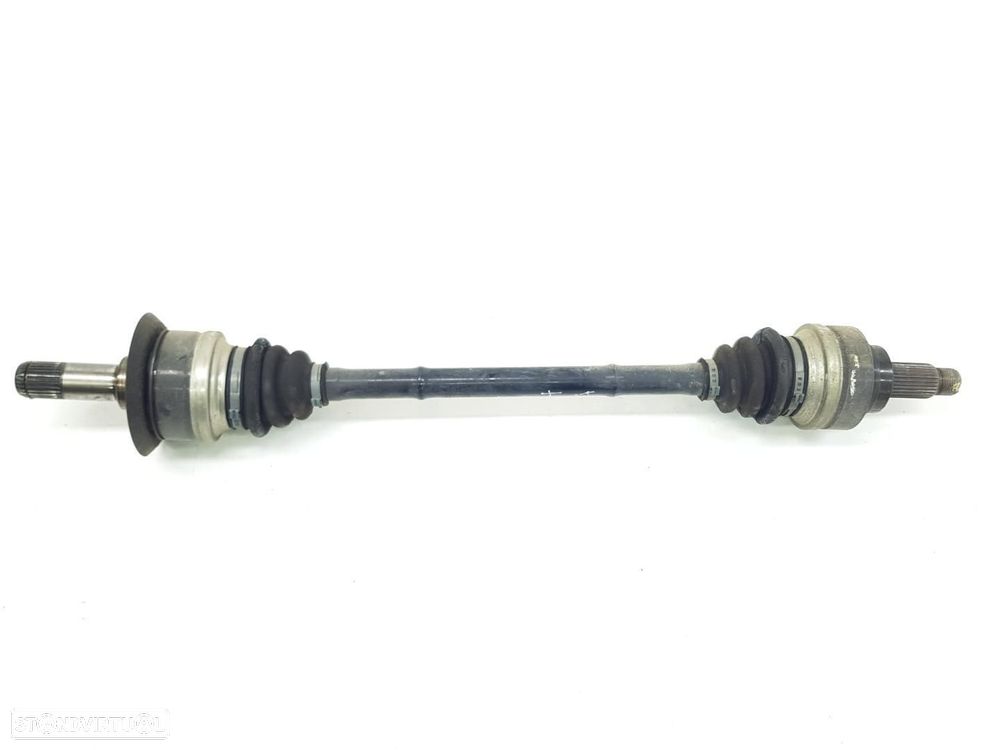 TRANSMISSÃO TRASEIRA ESQUERDA BMW SERIE 1 BERLINA 3P F21 - 1