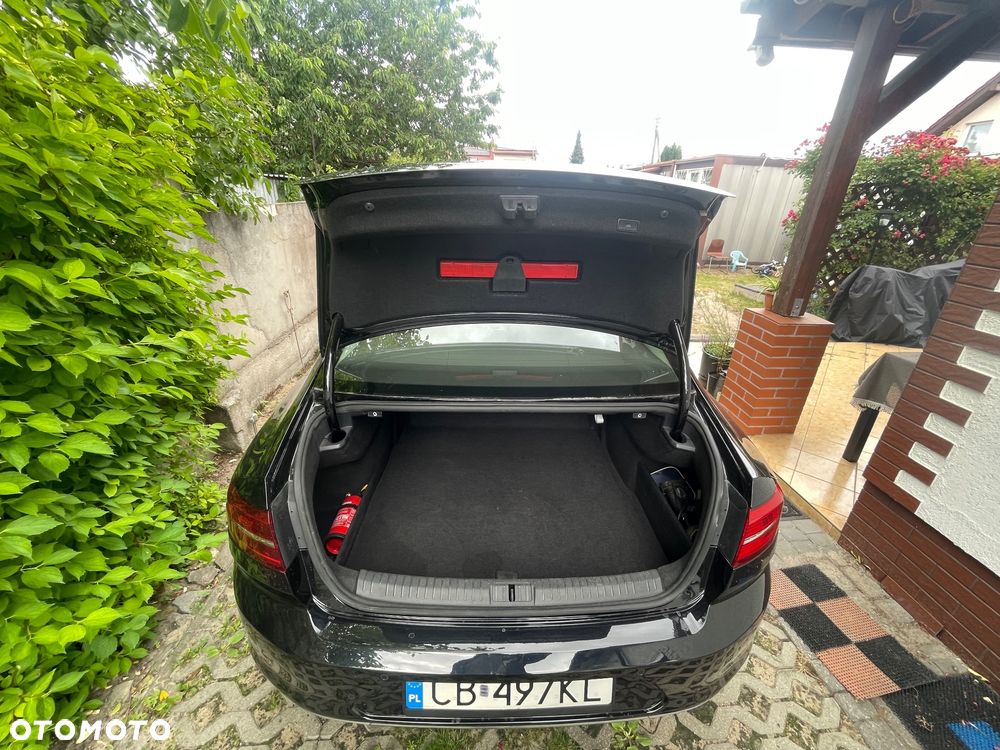 Volkswagen Passat 2.0 TDI BMT Highline DSG - 11