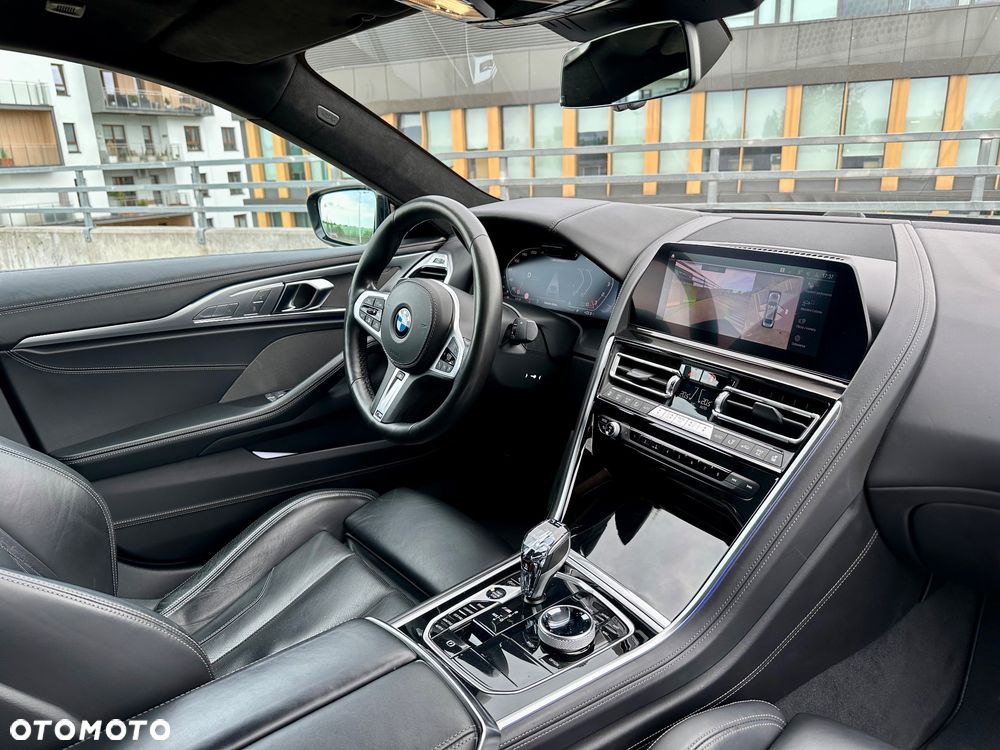 BMW Seria 8 - 15