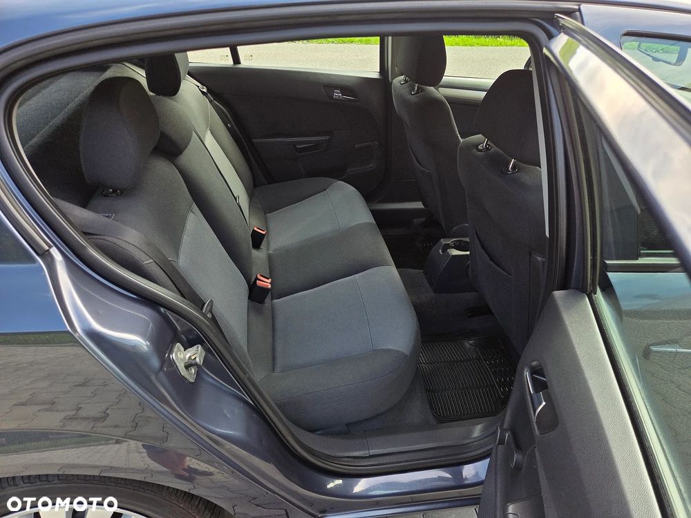 Opel Astra 1.6 Elegance - 15