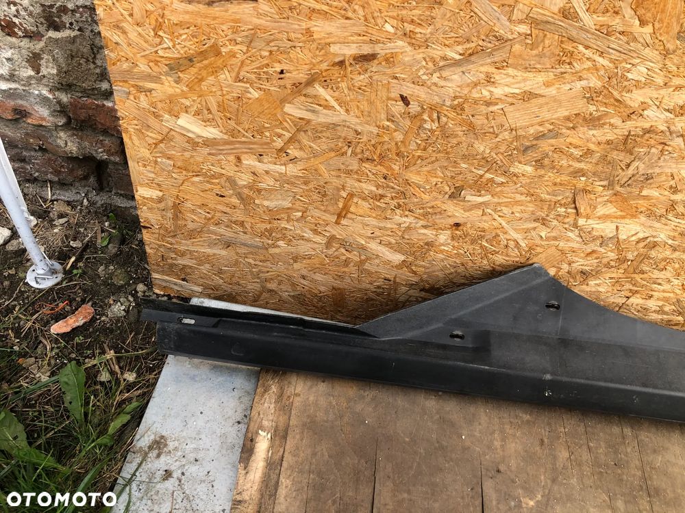 R258 . Listwa Progu Zewnętrzna Nakładka Progowa 3B0853855B Volkswagen Passat B5 - Wysyłka - 3