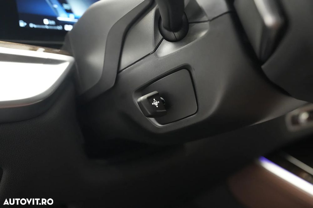 BMW X5 M M60i xDrive - 18