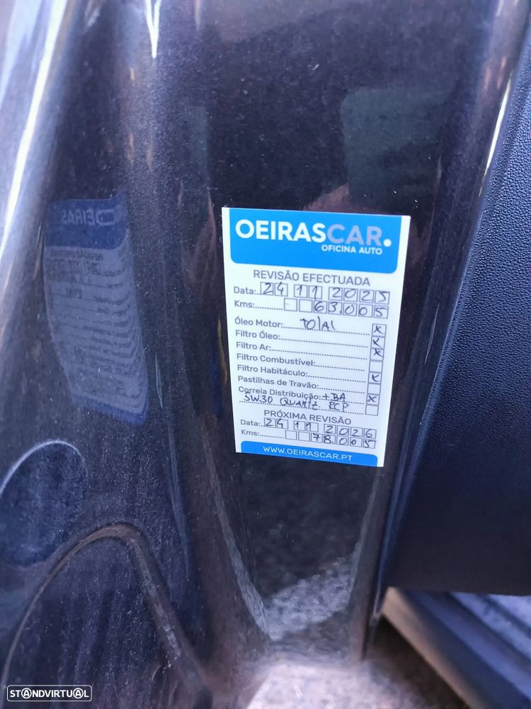 Citroën C3 1.2 PureTech Shine EAT6 - 13