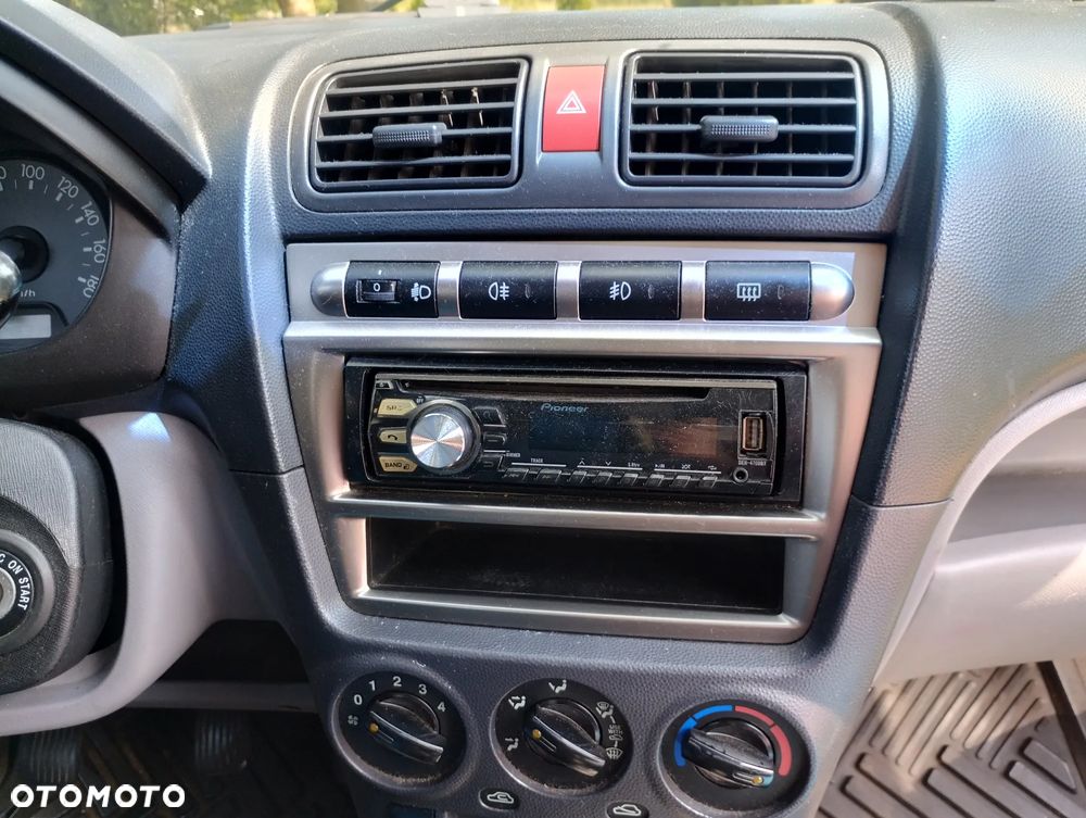 Kia Picanto 1.1 - 7