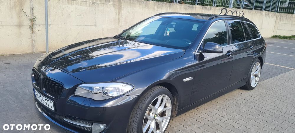 BMW Seria 5 525d - 1