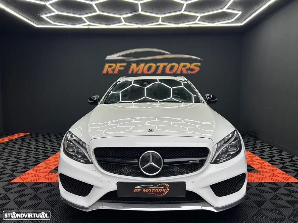 Mercedes-Benz C 250 (BlueTEC) d 4Matic Station 7G-TRONIC AMG Line - 2