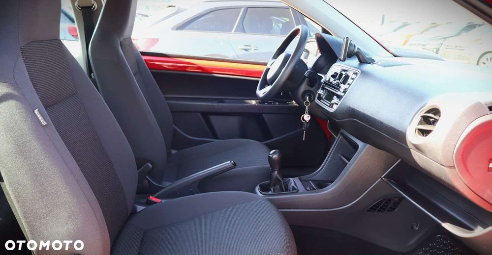 Volkswagen up! - 18