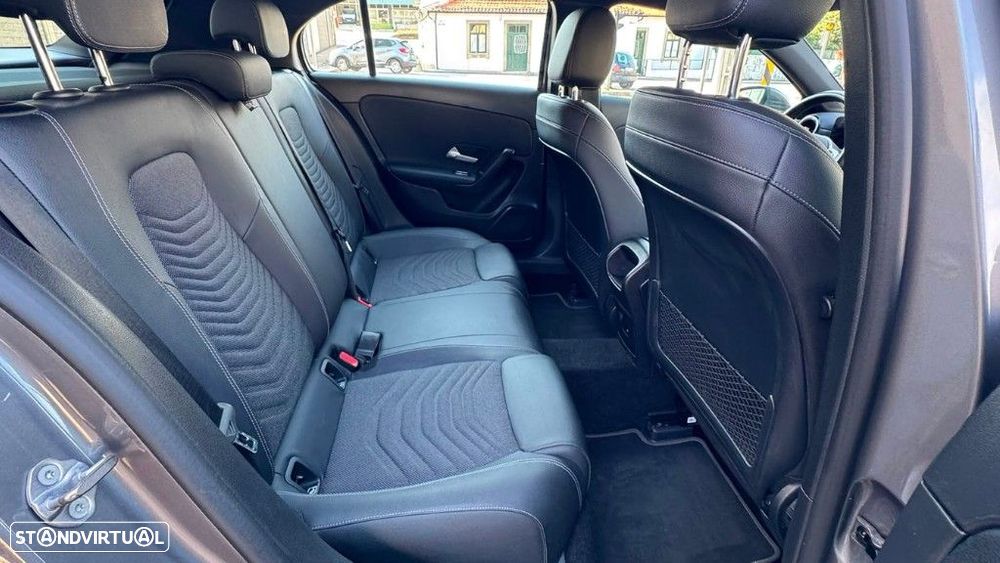 Mercedes-Benz A 180 d Style Plus Aut. - 17