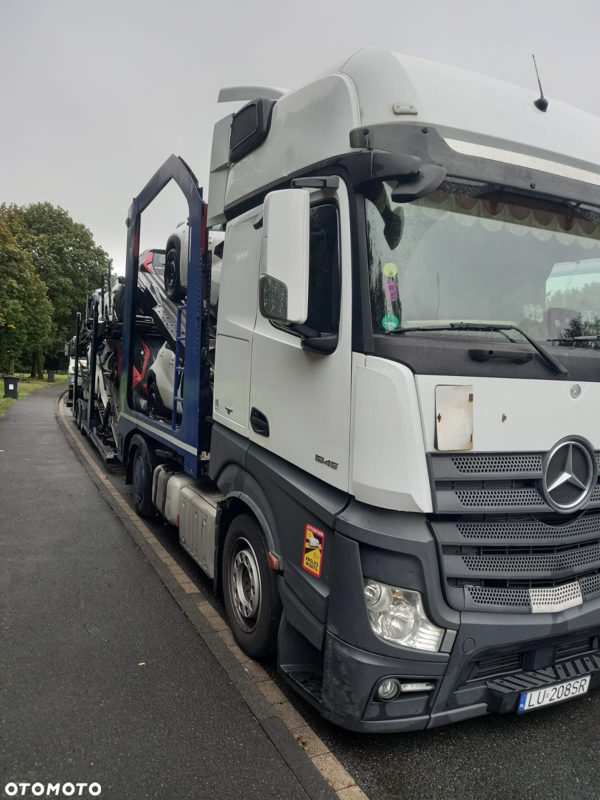 Mercedes-Benz Actros - 11
