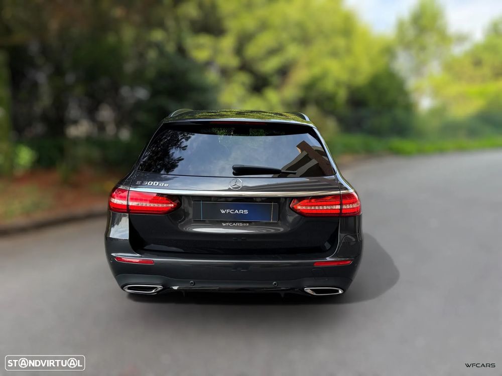 Mercedes-Benz E 300 de AMG Line - 4