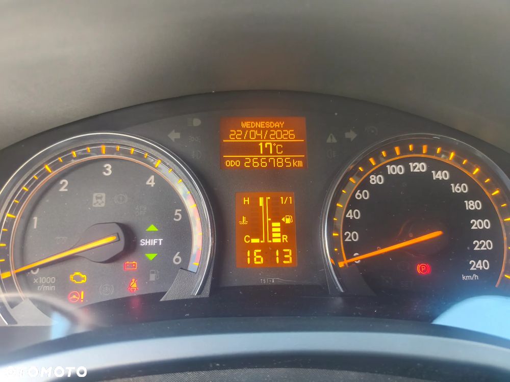 Toyota Avensis 2.2 D-CAT Prestige - 15
