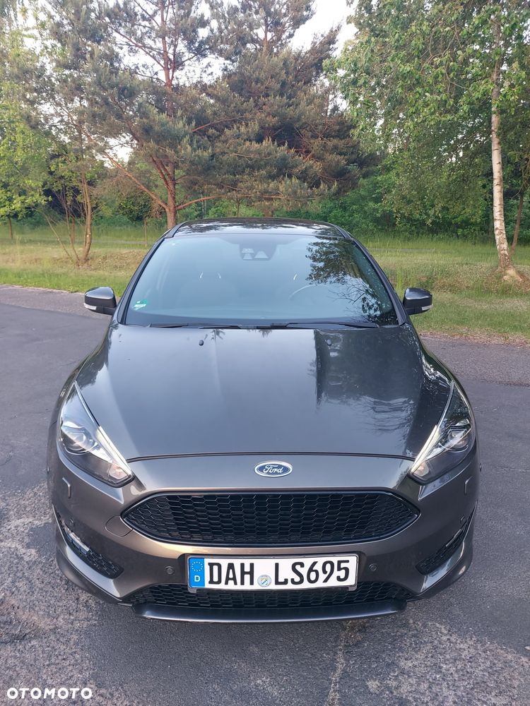 Ford Focus - 1