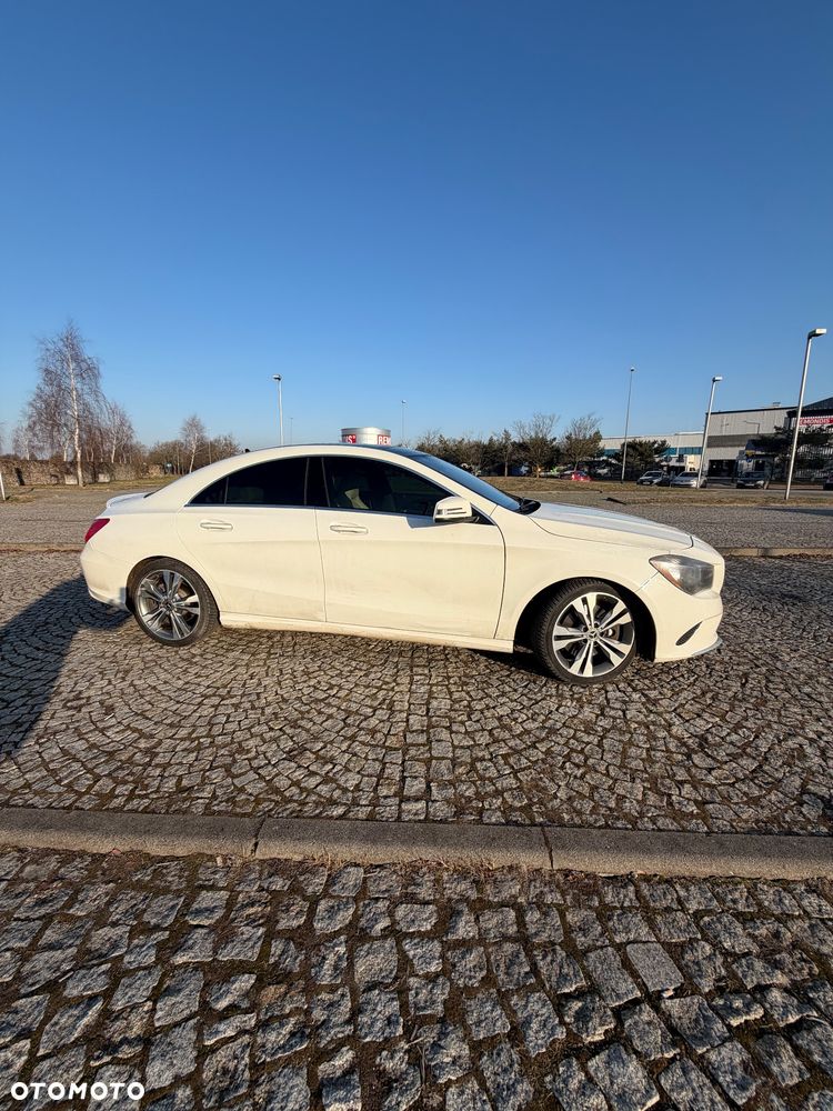 Mercedes-Benz CLA 250 7G-DCT - 2