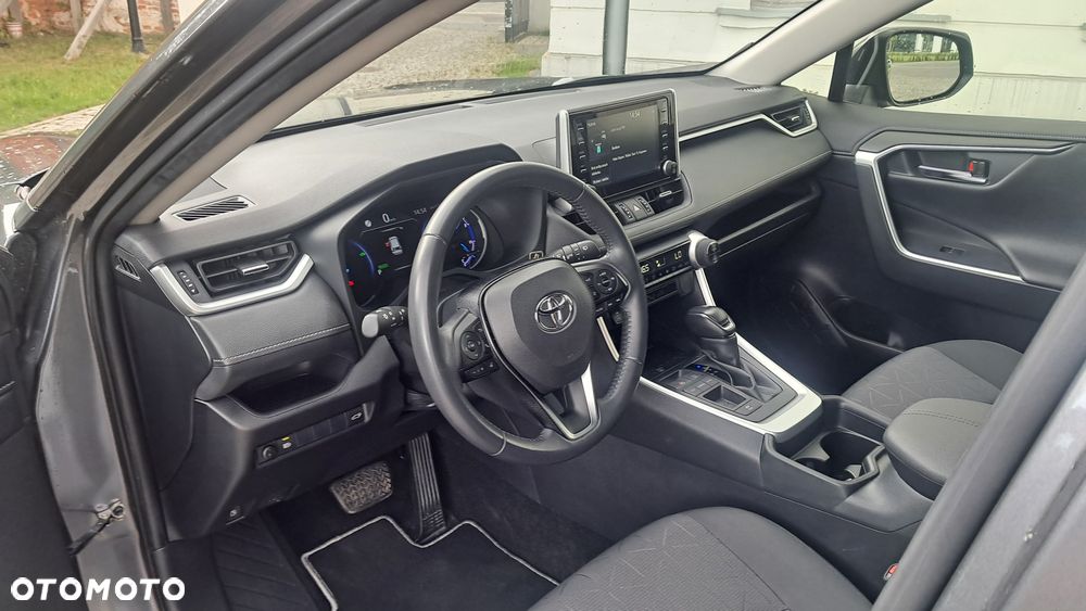 Toyota RAV4 - 13
