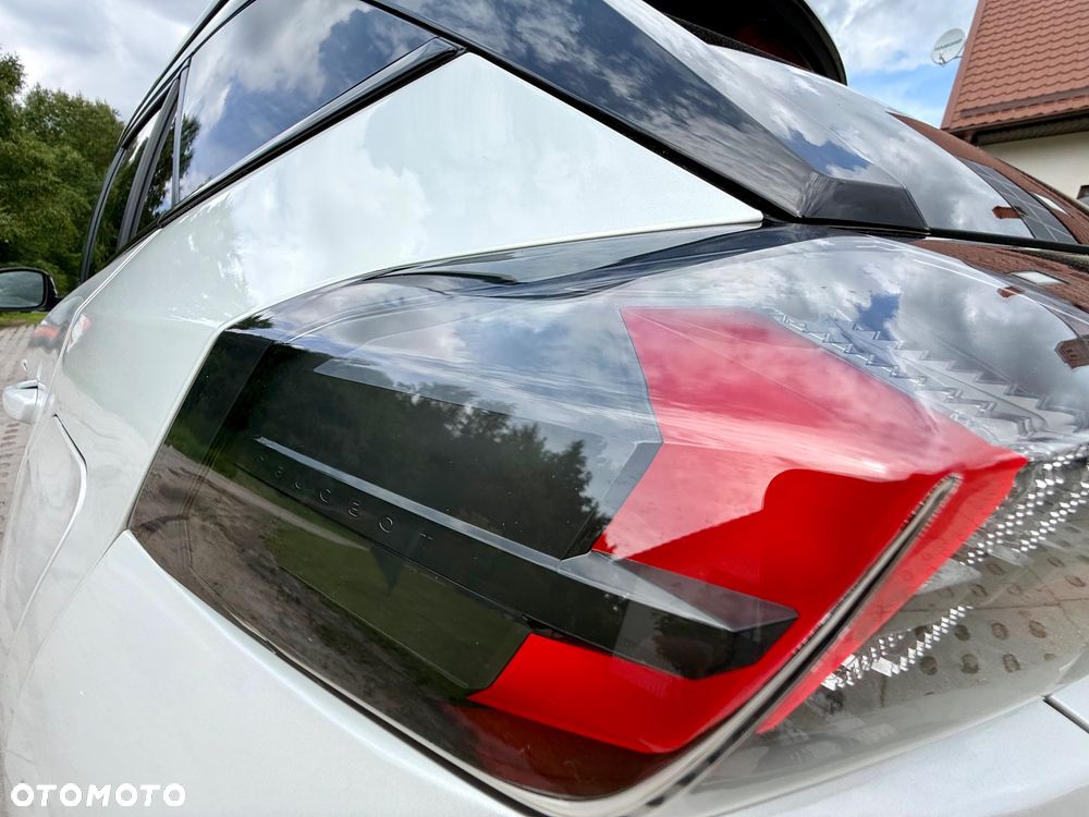 Peugeot 2008 1.5 BlueHDi GT Line S&S EAT8 - 15