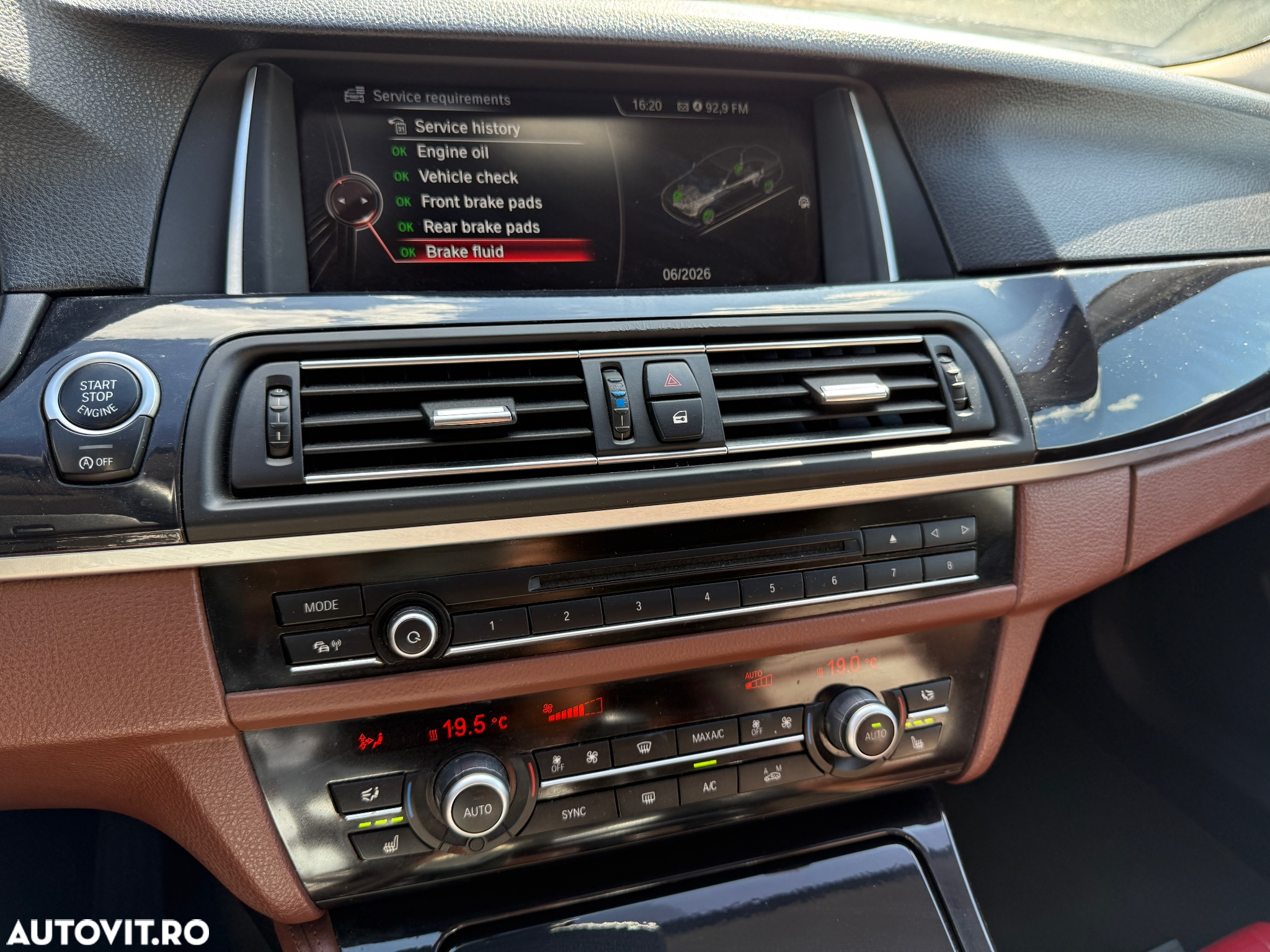 BMW Seria 5 520d xDrive Aut. Luxury Line - 34