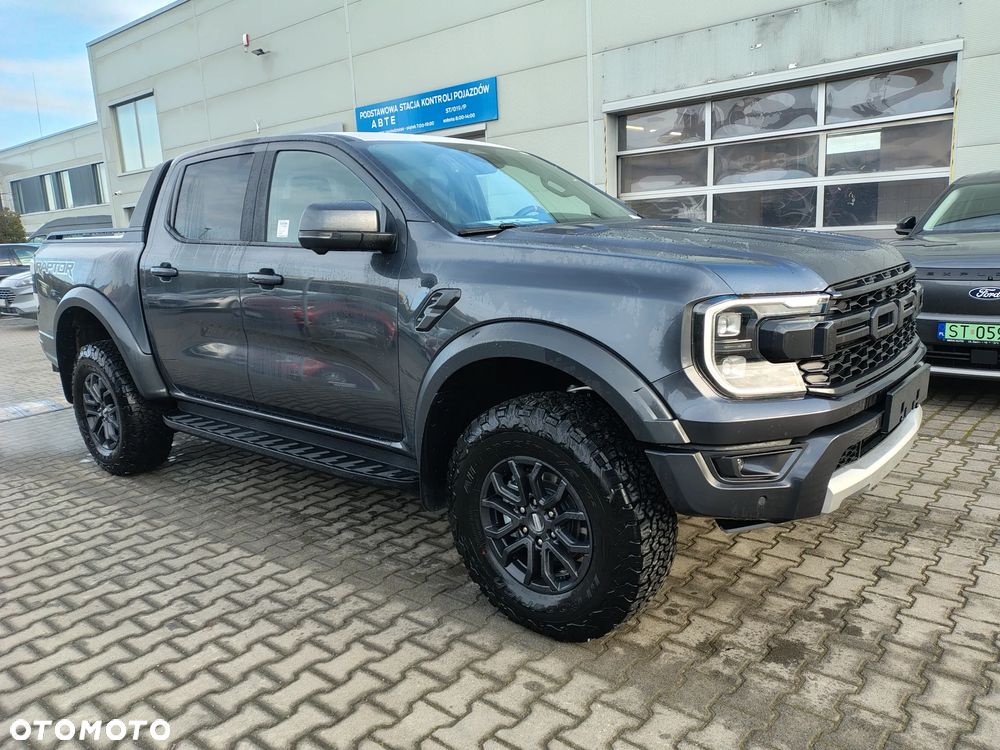 Ford RAPTOR - 13
