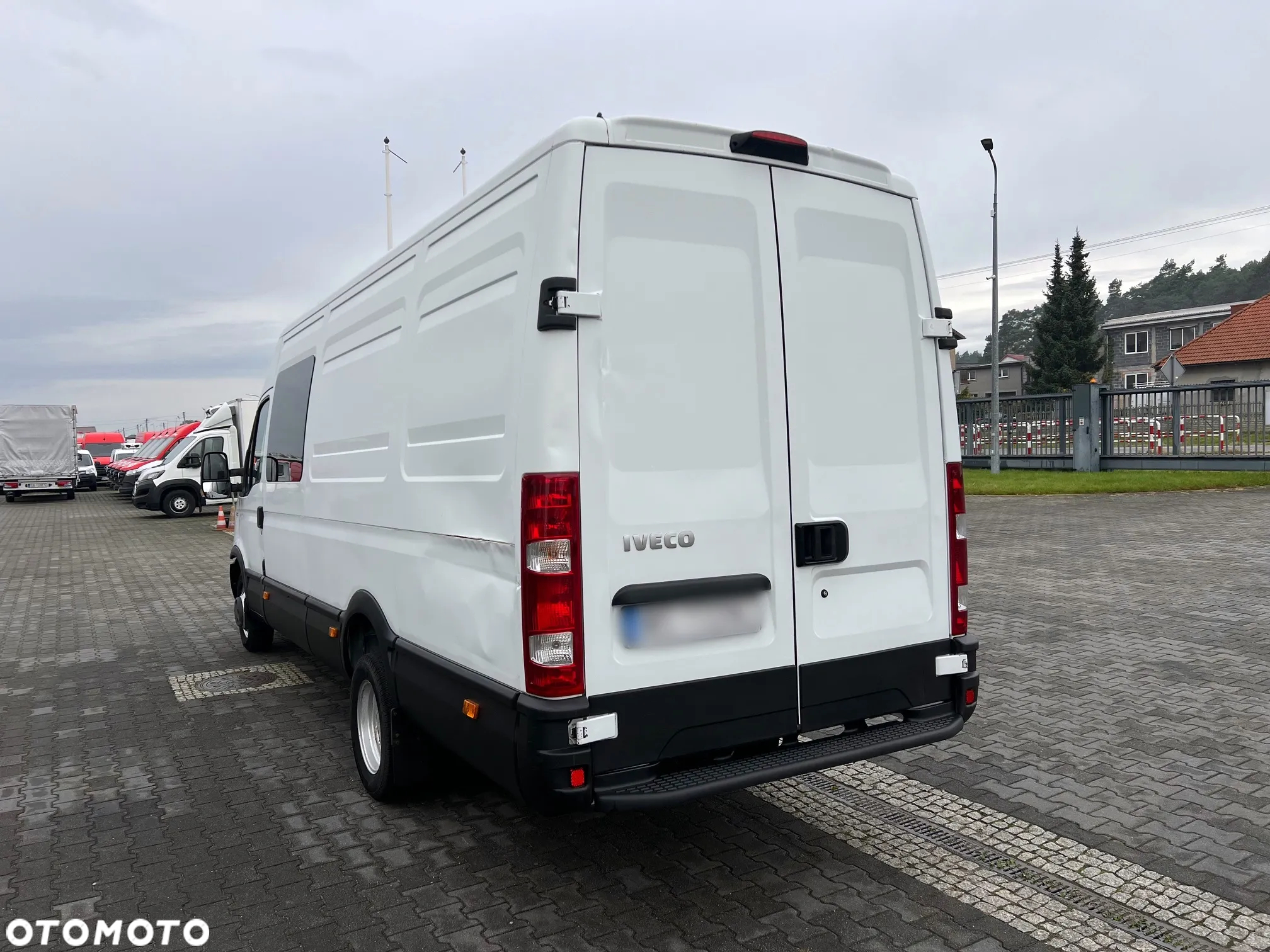 Iveco Daily 50C15 3.0 Maxi Long L4H2 Brygadówka Doka 7-miejsc, Koła Bliźniacze, Zarejestrowane - 3